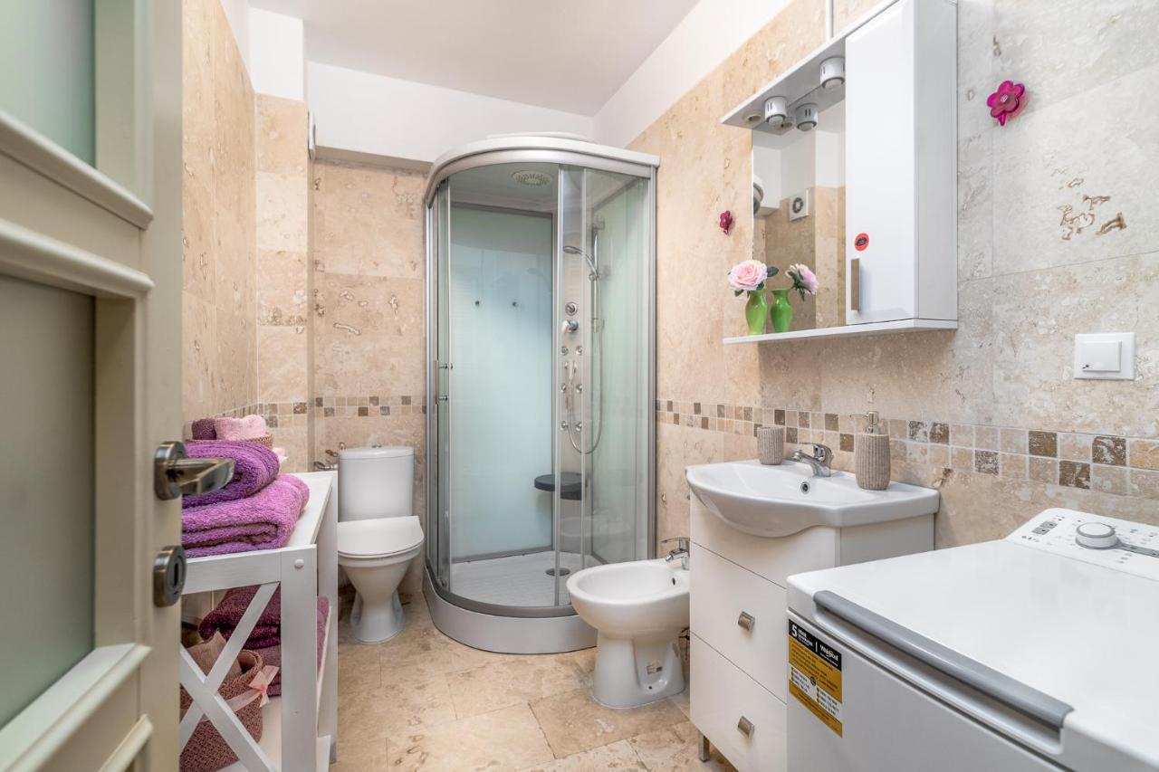 Dreamgarden Airport Apartment & Secure Parking & Airport Shuttle Jassy Zewnętrze zdjęcie